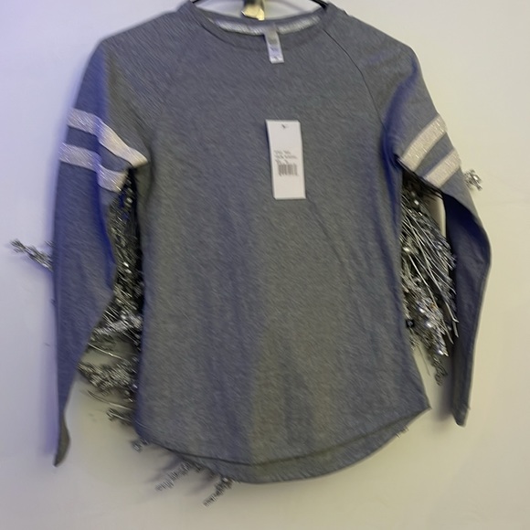 Top - Picture 2 of 6